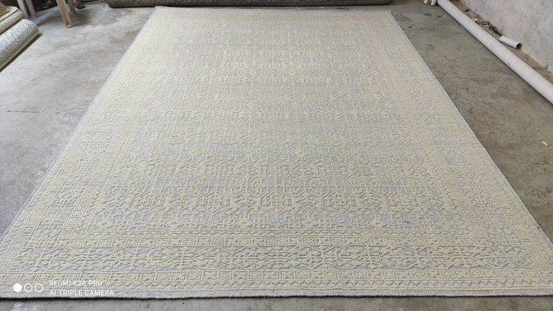 Pernell 8.9x12 Ivory and Silver Hand-Knotted Modern Rug | Banana Manor Rug Company