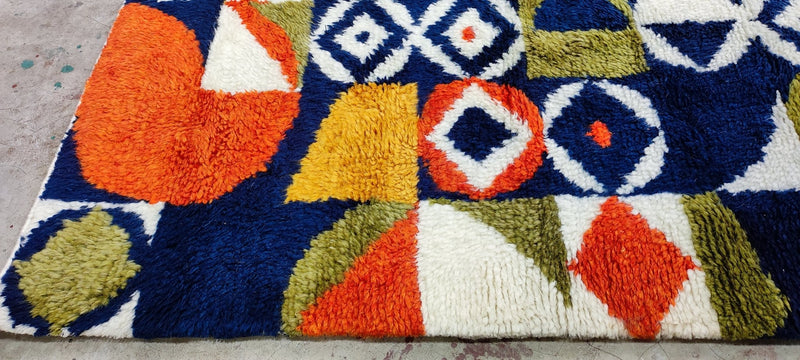 Peter Elliott Hand-Knotted Ivory Multi-Colored Modern 4x6 | Banana Manor Rug Company