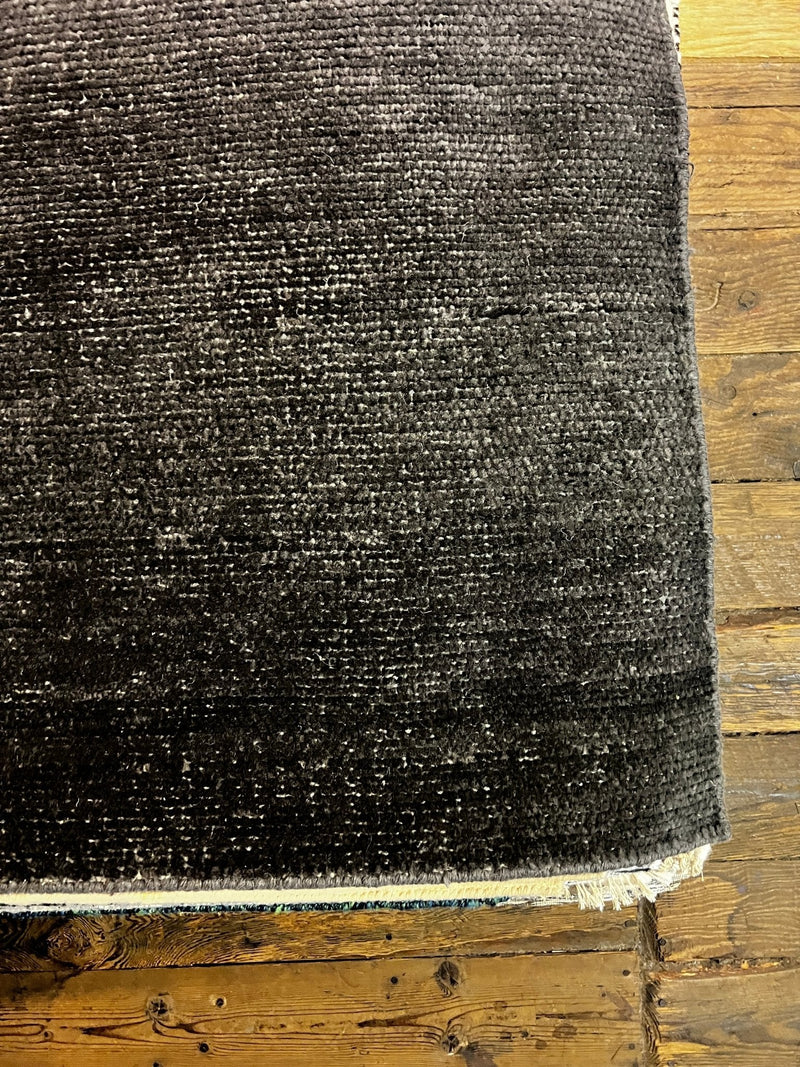 Phillip Gray 5.6x7.6 Dark Grey Handwoven Rug | Banana Manor Rug Company