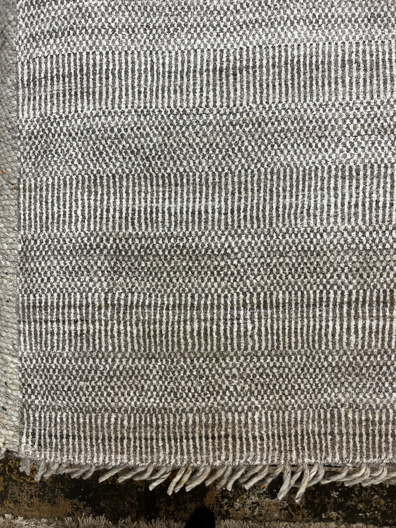 Puff's Dadi 6x8.6 Tan Handwoven Viscose Rug | Banana Manor Rug Company