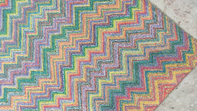 Raj 5x7 Rainbow Zig-Zagged Rug | Banana Manor Rug Company