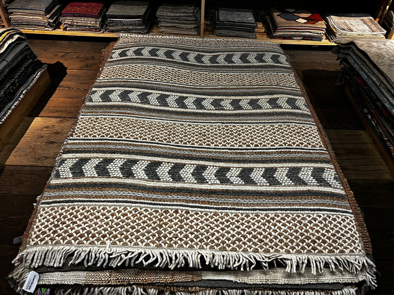 Republique Handwoven Jute and Wool Natural Rug (Multiple Sizes) | Banana Manor Rug Company