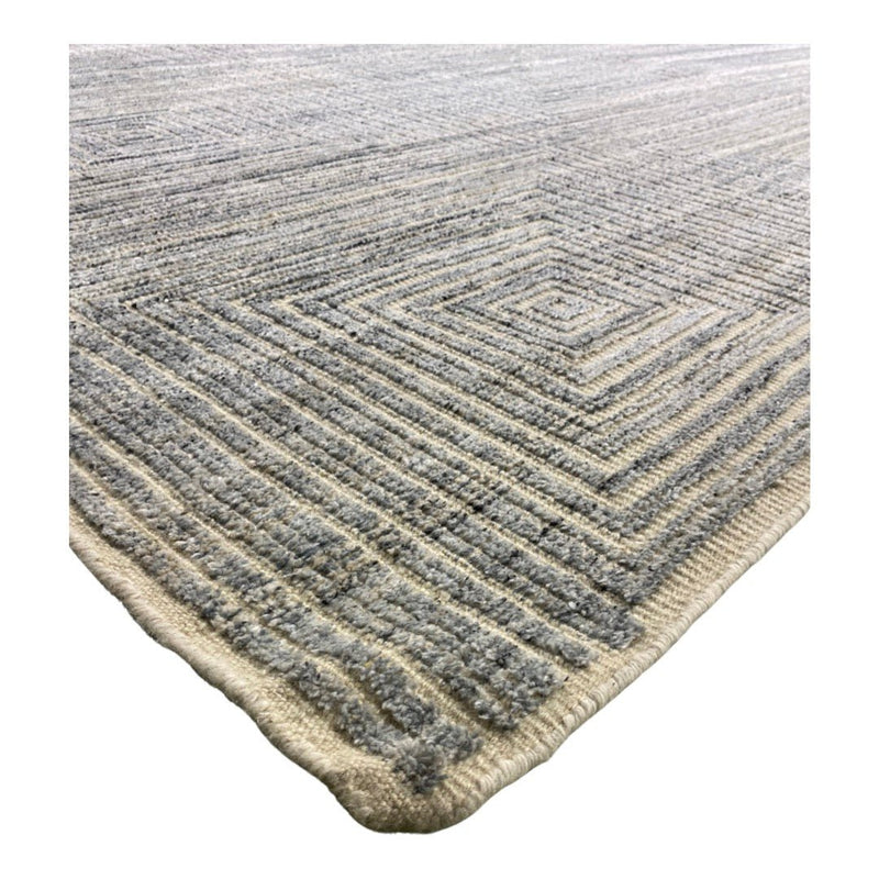 Roberto Hand-Knotted 9.3x12.6 Rug | Banana Manor Rug Company