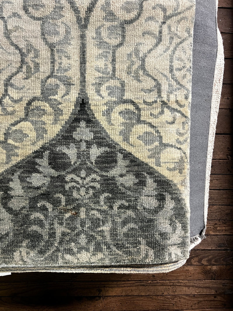 Rochelle 2.6x9 Light Green Hand-Knotted Modern Runner | Banana Manor Rug Company