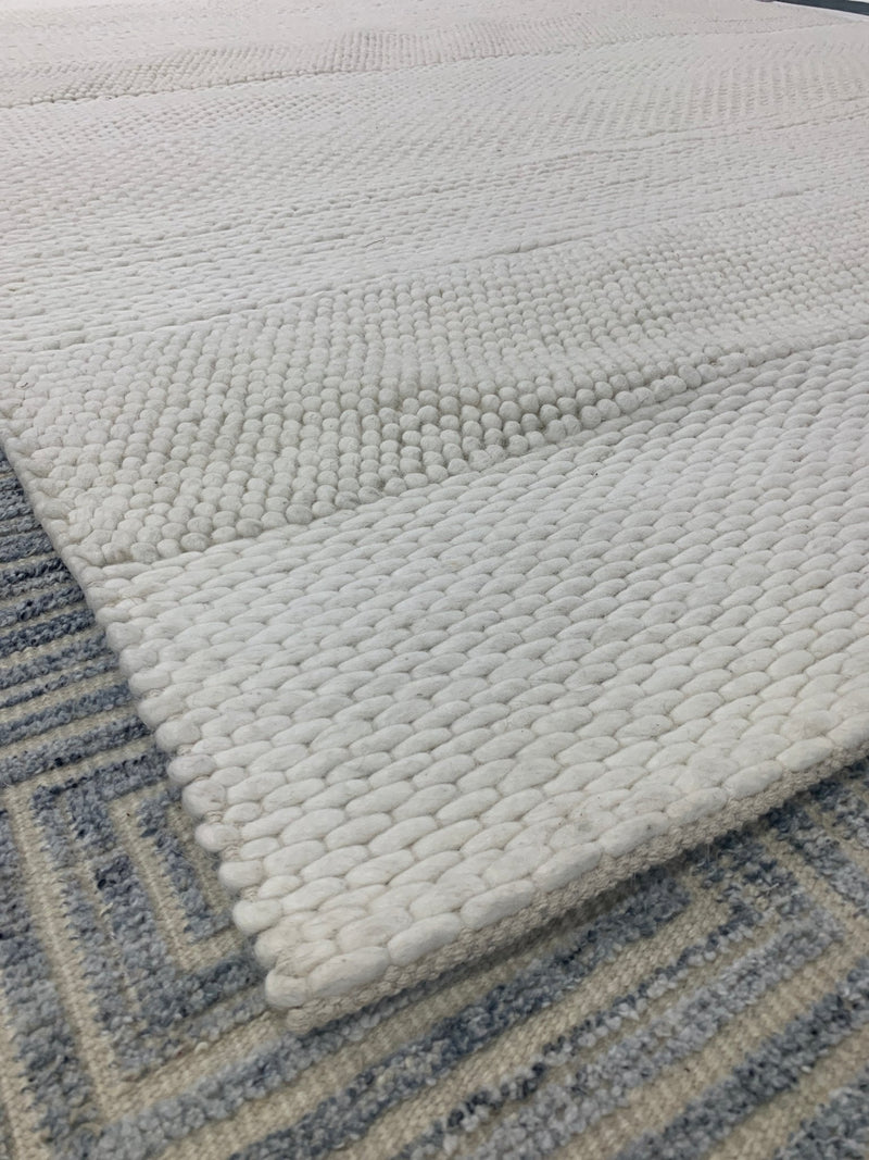 Rohan & Amanda Charmin Soft Handwoven Rug | Banana Manor Rug Company