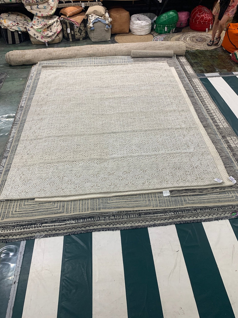 Rohan & Amanda Charmin Soft Handwoven Rug | Banana Manor Rug Company