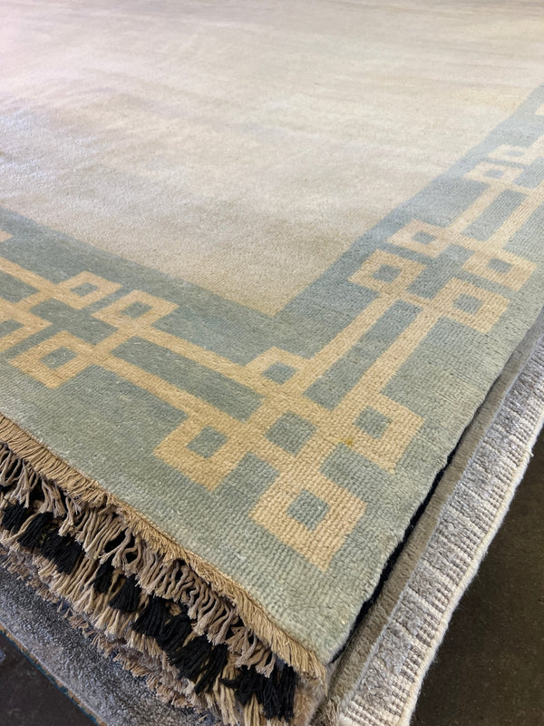 Rory 10x13.9 Ivory and Light Blue Hand-Knotted Oushak Rug | Banana Manor Rug Company