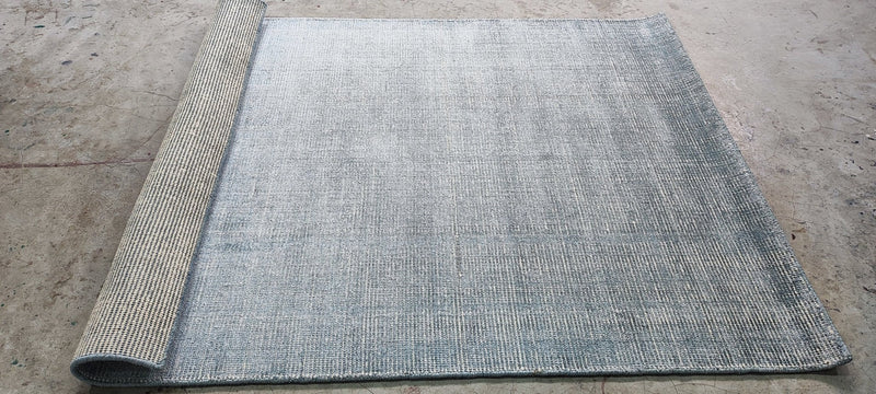 Rose Uniacke Light Blue Textured Hand-Knotted Rug 4.9x6 | Banana Manor Rug Company