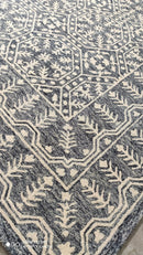 Sarah Docter 8x10 Ivory and Grey Hand-Tufted Looped Rug | Banana Manor Rug Company