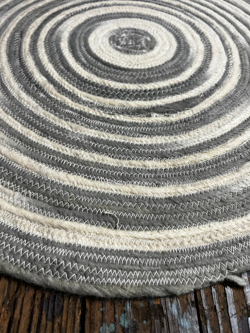 Scotty J. 2x2 Round Handwoven Durrie Rug | Banana Manor Rug Factory Outlet