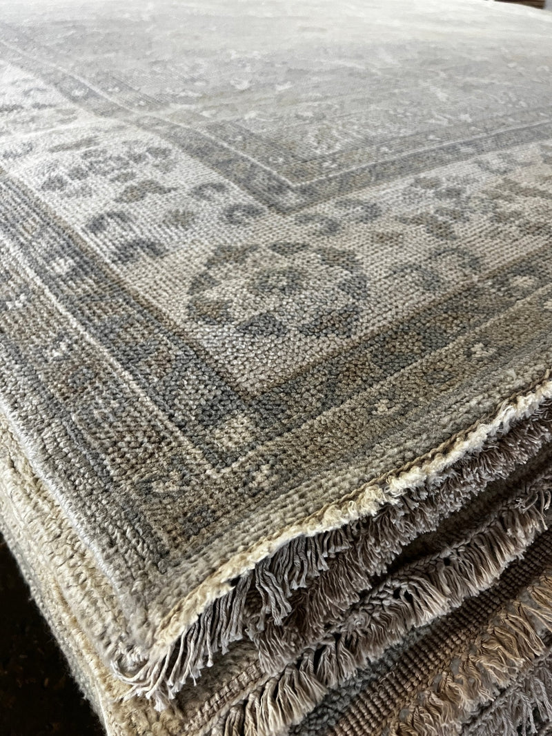 Sheila Hamilton Grey and Ivory Hand-Knotted Oushak Rug 8x10 | Banana Manor Rug Factory Outlet