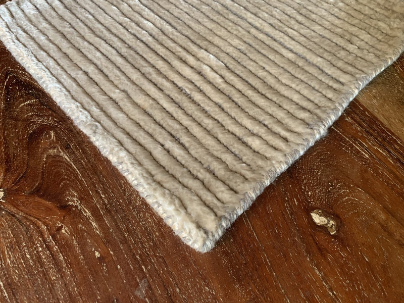 Suzy Chaffee Loom Knotted Viscose Rug With Subtle Striations | Banana Manor Rug Company