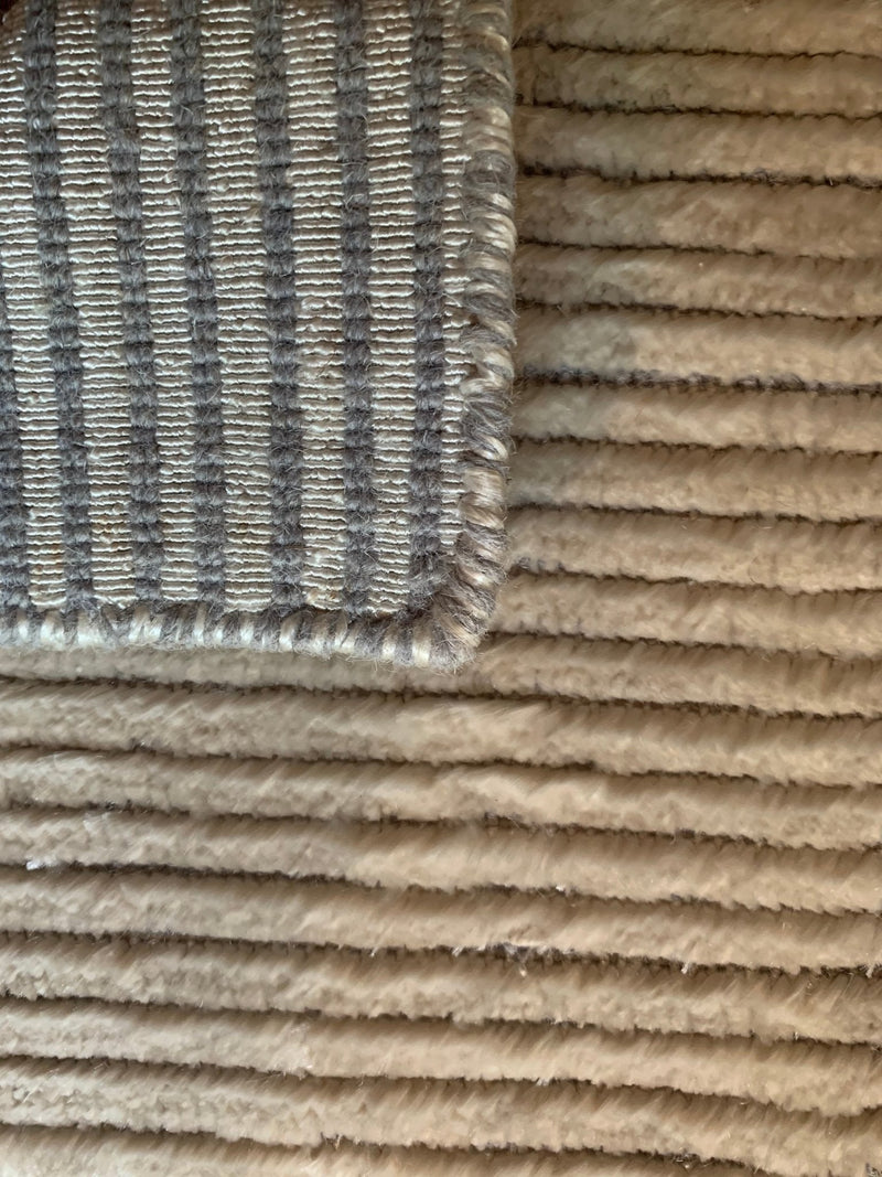 Suzy Chaffee Loom Knotted Viscose Rug With Subtle Striations | Banana Manor Rug Company