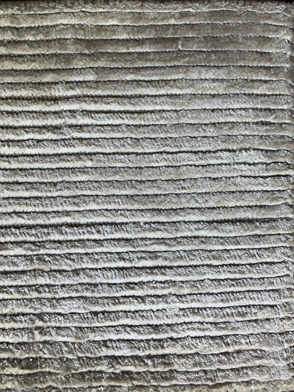 Suzy Chaffee Loom Knotted Viscose Rug With Subtle Striations | Banana Manor Rug Company