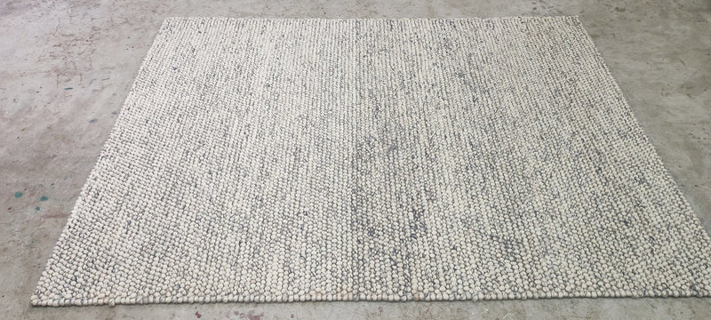 Thomas Odell Handwoven Wool Durrie Natural Grey 5.3x7 | Banana Manor Rug Company