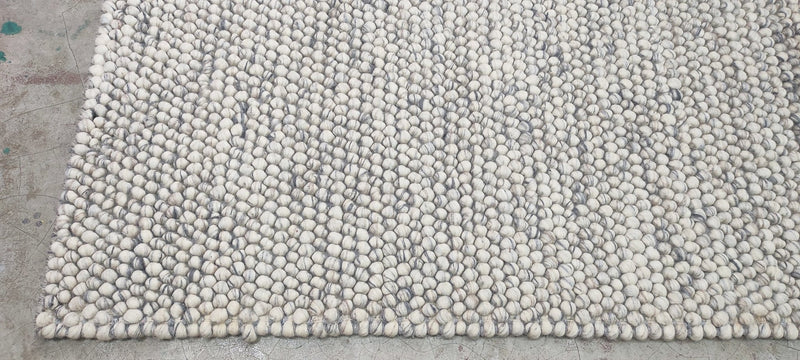 Thomas Odell Handwoven Wool Durrie Natural Grey 5.3x7 | Banana Manor Rug Company