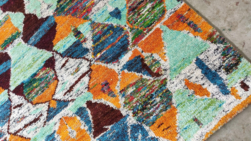 Tulip 5.6x7.9 Multi-Colored Modern Rug | Banana Manor Rug Company