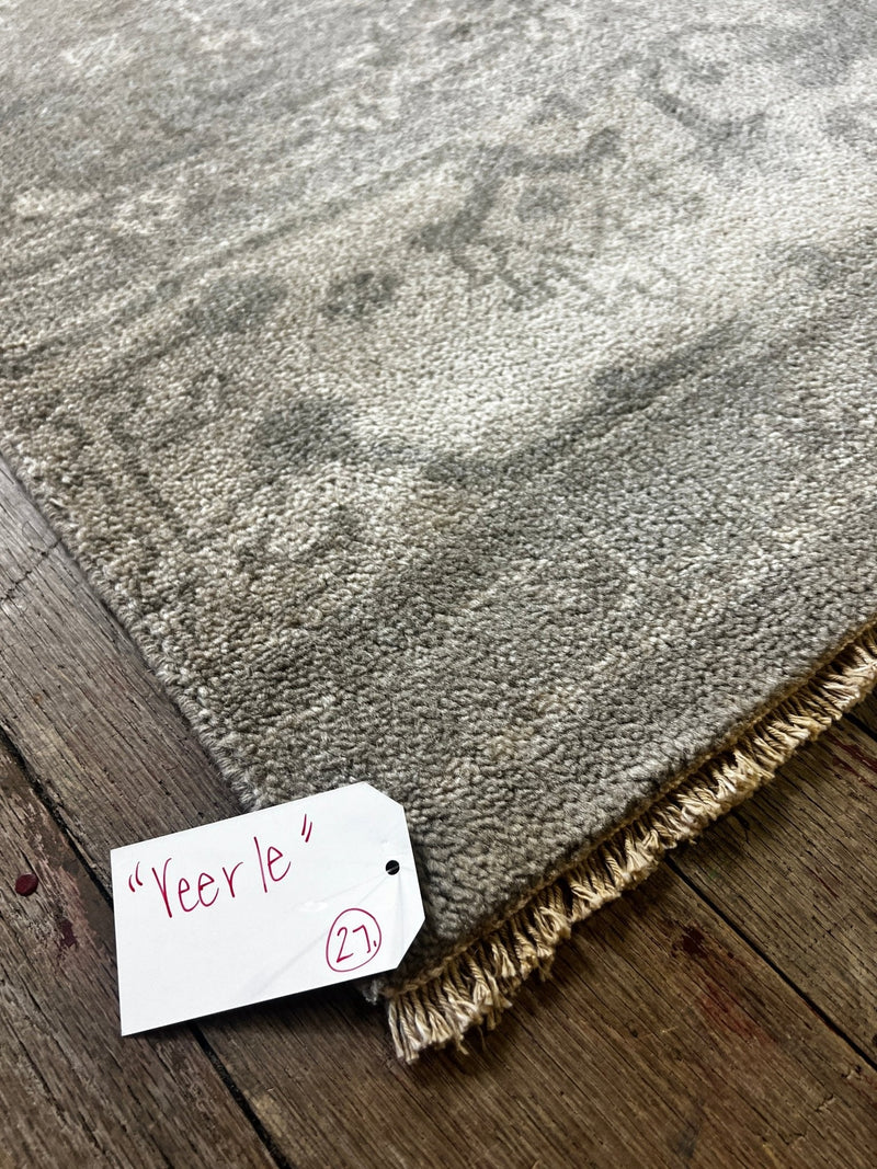 "Veerle" Silver Hand-Knotted Oushak Sample 8x10 | Banana Manor Rug Company