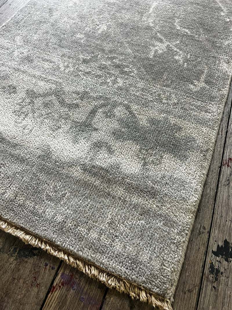 "Veerle" Silver Hand-Knotted Oushak Sample 8x10 | Banana Manor Rug Company