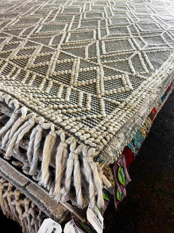 William Whitehead Handwoven Wool Durrie Ivory Blue Geometrical (various sizes) | Banana Manor Rug Factory Outlet