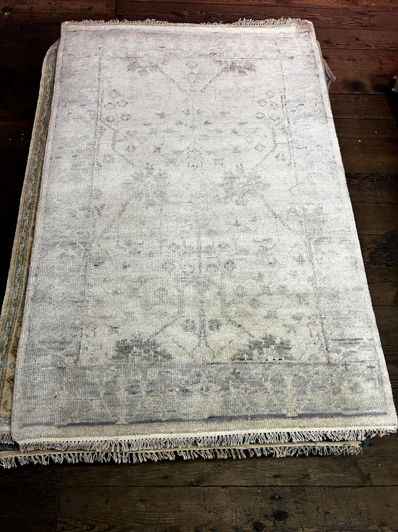 Wisteria 4x6 Silver Hand-Knotted Oushak Rug | Banana Manor Rug Company