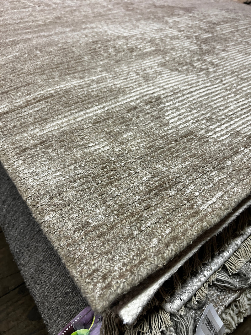 Jessica Dinnage Grey Beige Hand-Tufted Rug