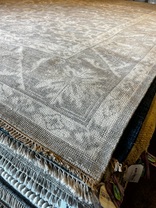 Alana Hamilton 10x13.9 Silver and Grey Hand-Knotted Oushak Rug | Banana Manor Rug Factory Outlet