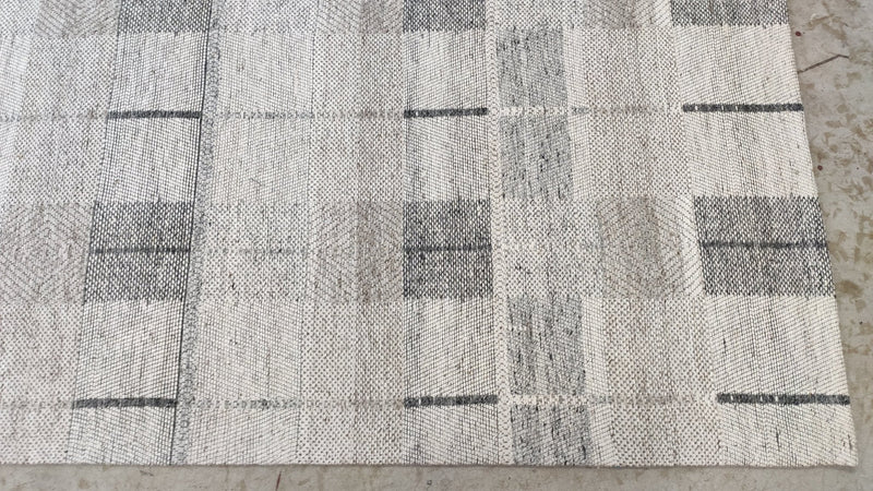 Alowishus 5.3x7.6 Beige and Ivory Handwoven Durrie Rug | Banana Manor Rug Company