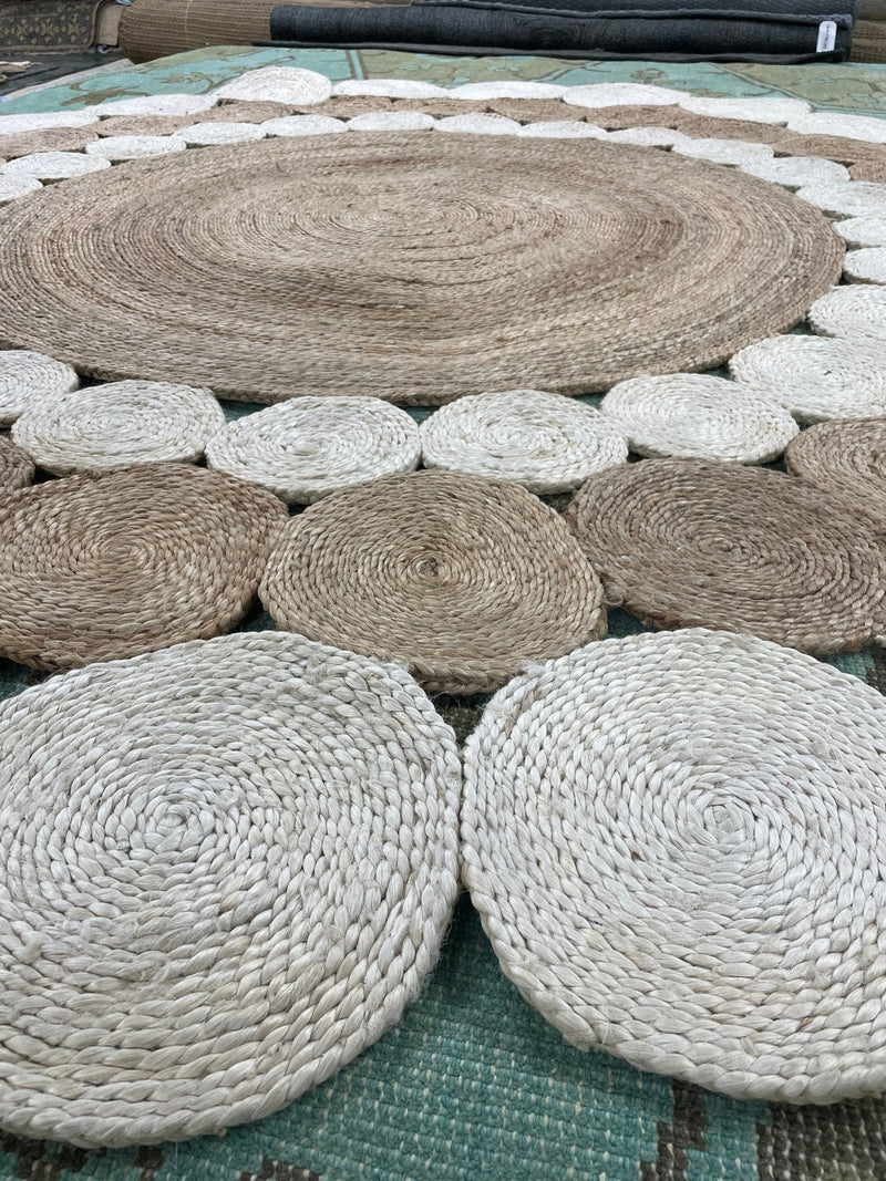 Areola 52 Handwoven Natural White 8x8 Round Durrie Rug | Banana Manor Rug Company