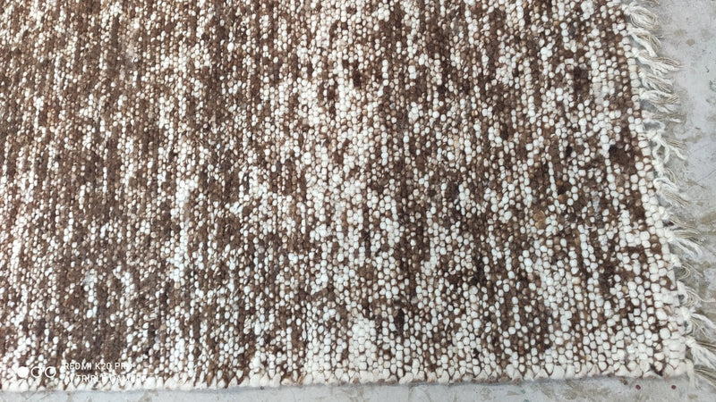 Beatriz 4.6x5.9 Handwoven Brown and White Durrie Rug | Banana Manor Rug Company