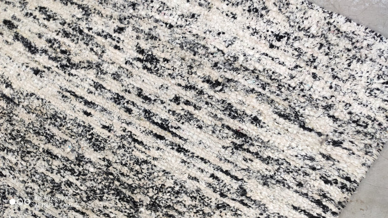 Clark Griswold 4x6 Handwoven Black and White Sari Silk Durrie Rug | Banana Manor Rug Company