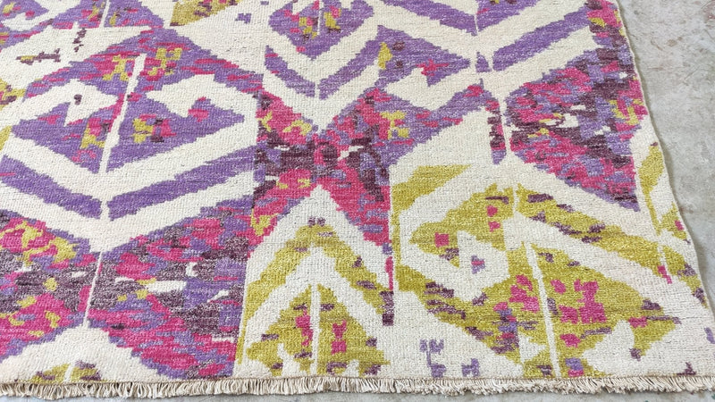 Freret 5.6x7.9 Multi-Colored Hand-Knotted Modern Rug | Banana Manor Rug Company
