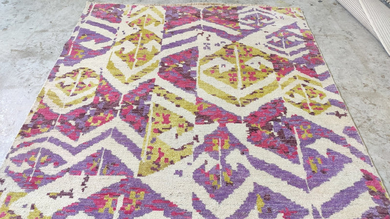 Freret 5.6x7.9 Multi-Colored Hand-Knotted Modern Rug | Banana Manor Rug Company