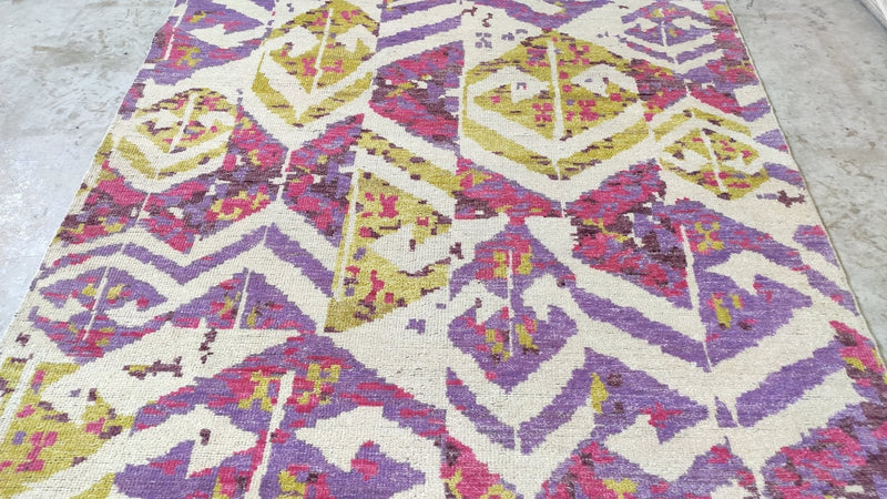 Freret 5.6x7.9 Multi-Colored Hand-Knotted Modern Rug | Banana Manor Rug Company