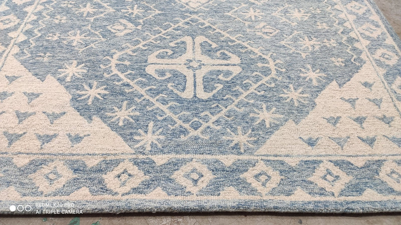 Goose 5x7.6 Hand Tufted Carpet | Banana Manor Rug Company