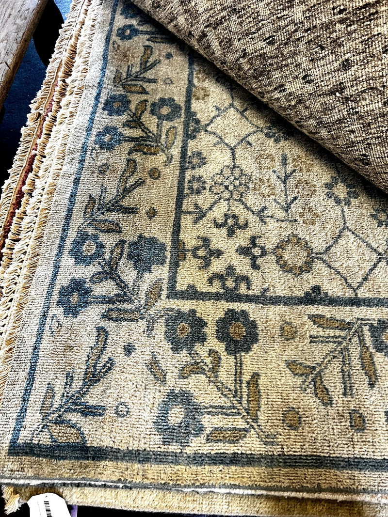 Janice 11x13.9 Hand-Knotted Ivory and Blue Oushak Rug | Banana Manor Rug Company