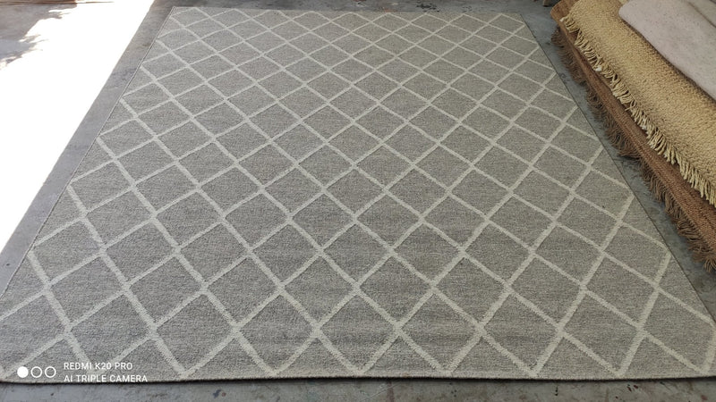 Larsen Handwoven Silver and White Textured Rug | Banana Manor Rug Company