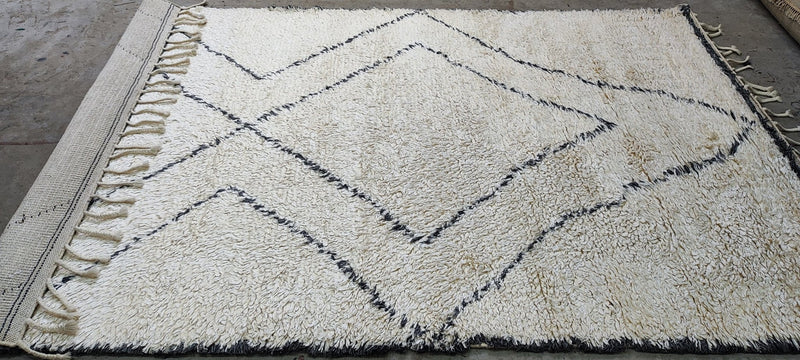 Paul Hogan Hand-Knotted Moroccan Rug Ivory 5.3x8.3 | Banana Manor Rug Company