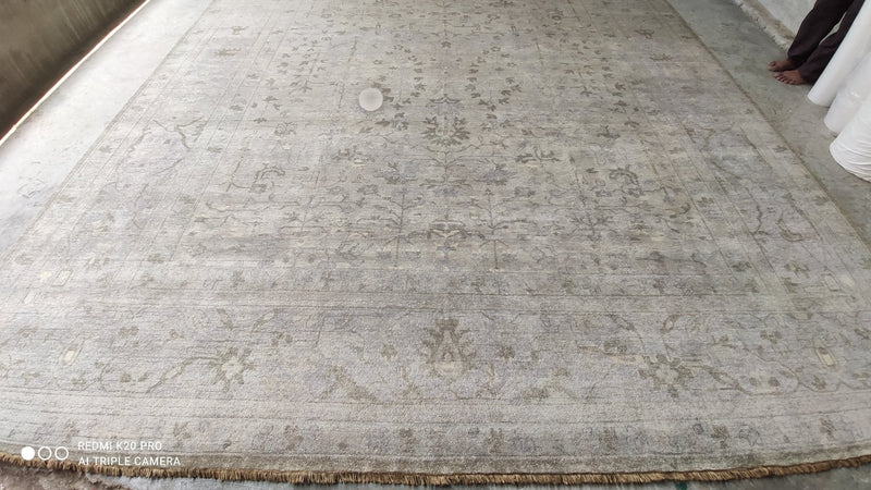 Taylor Ahrens 11.10x15.10 Hand-Knotted Pastel Oushak Rug | Banana Manor Rug Company