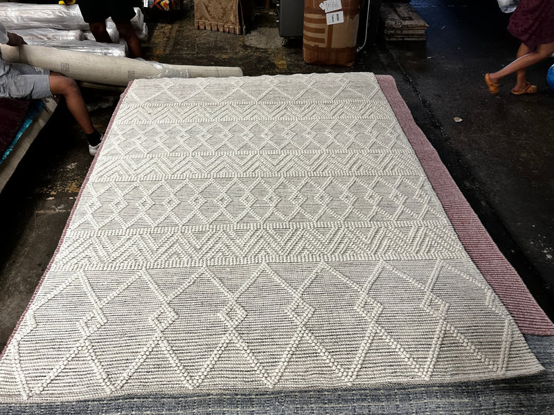 The Sweeney Sisters White Handwoven Rug (Mutiple Sizes) | Banana Manor Rug Company