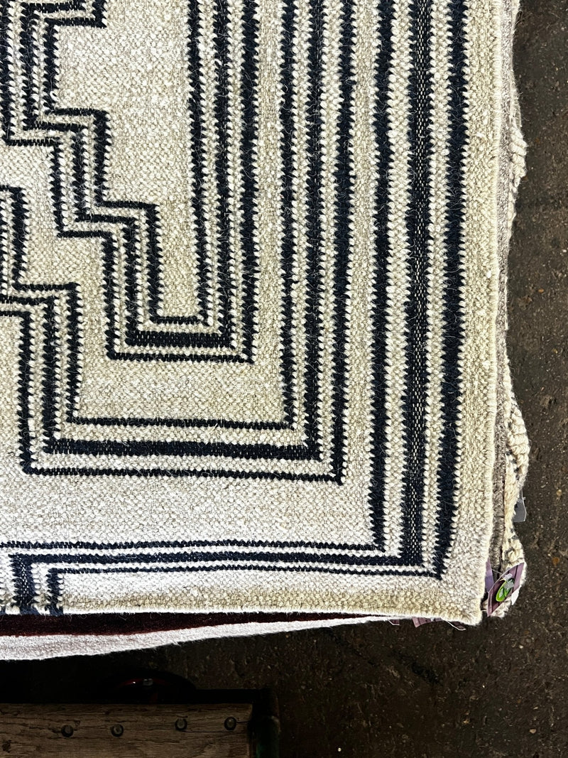 Willa 8.6x9.9  Blue and White Handwoven Modern Rug