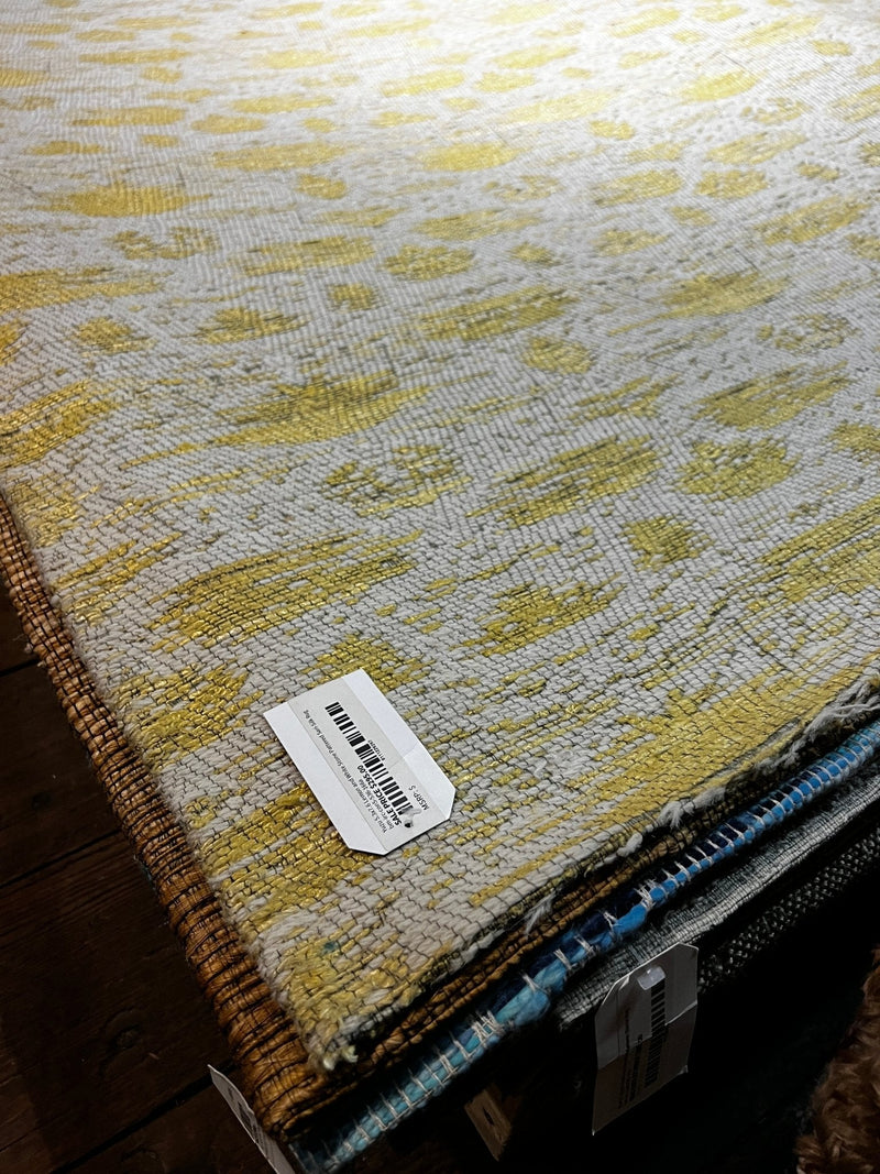 Yuzu 5.3x7.6 Lemon and White Stone Pattered Sari-Silk Rug | Banana Manor Rug Factory Outlet